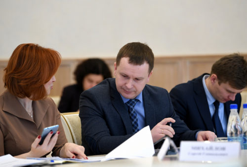 Внедрение в Тверской области новой системы обращения с отходами обсуждалось на совещании в региональном Правительстве