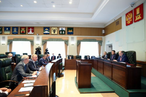 Губернатор Игорь Руденя представил в Законодательном Собрании региона ежегодный отчёт об итогах работы Правительства Тверской области в 2019 году
