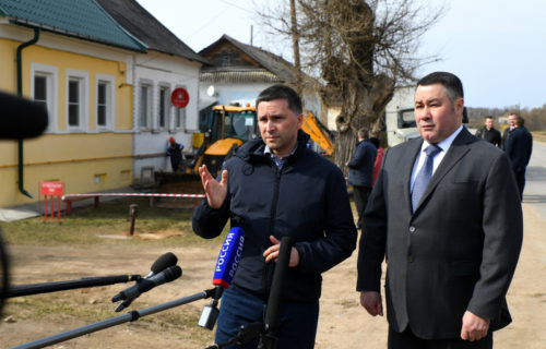 Игорь Руденя и Дмитрий Кобылкин обсудили с сельскими жителями Тверской области обеспечение доступности подключения газа 