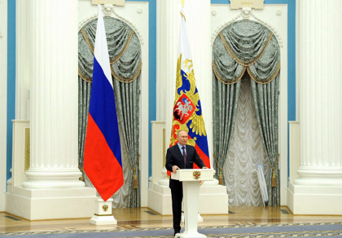 Президент России Владимир Путин поздравил жителей Тверской области с Днём защитника Отечества