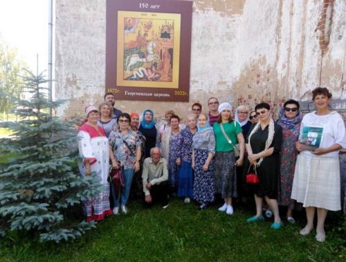 В Юрьевском встречали паломников из Астрахани