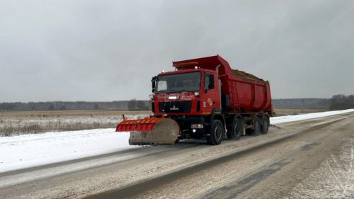 276 единиц техники задействовано в расчистке региональных и межмуниципальных дорог Тверской области