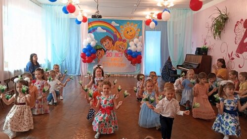 Дошколята отметили день рождения Гимна Старицкой земле праздничным концертом