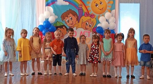 Дошколята отметили день рождения Гимна Старицкой земле праздничным концертом
