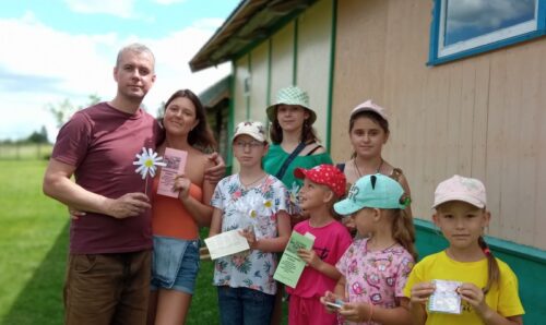 Жителям Степино подарили «Ромашковое счастье»