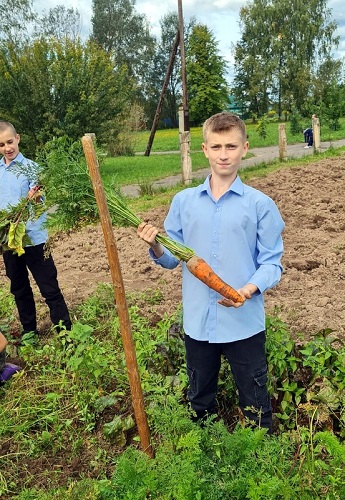 В Паньковской школе собрали отличный урожай!